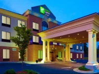 Holiday Inn Express Hotel & Suites Tappahannock 