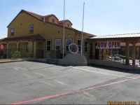 Taylor Village Inn 