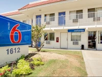 Motel 6 Scottsdale South 