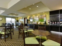 Comfort Suites Turlock 3*