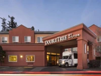 DoubleTree by Hilton Portland Tigard 