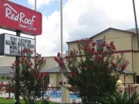 Red Roof Inn And Suites 