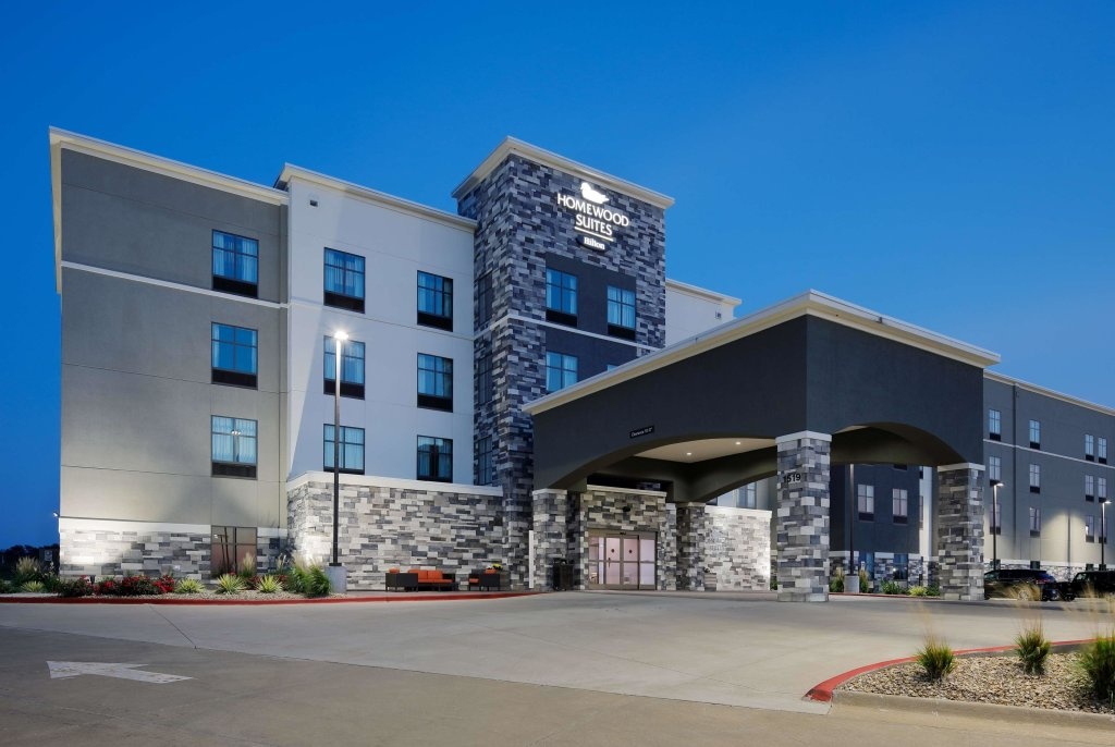 Homewood Suites by Hilton Topeka 