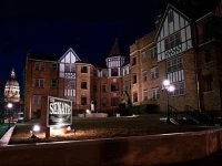 Senate Luxury Suites 3*