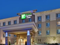 Holiday Inn Express Topeka North 