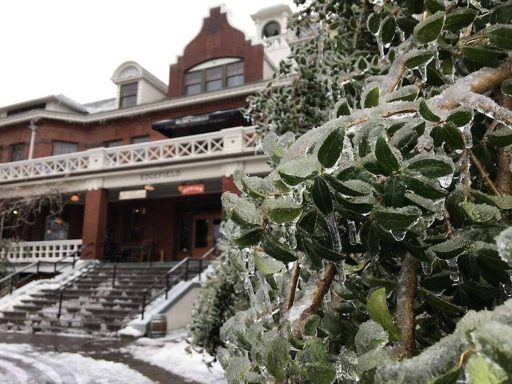 McMenamins Edgefield 3*