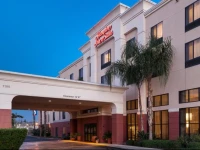 Hampton Inn & Suites Tulare 2*