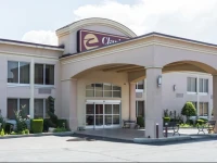 Clarion Inn and Summit Center 