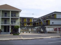 Sunflower Motel 