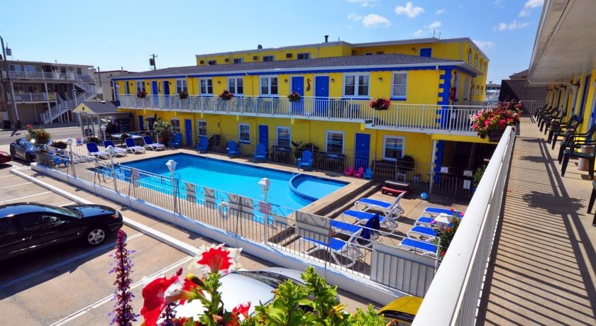 Nantucket Inn & Suites 