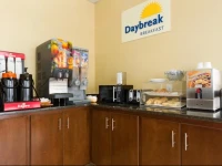 Days Inn - White House 