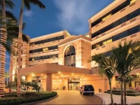 DoubleTree by Hilton West Palm Beach Airport 