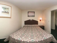 Rodeway Inn & Suites Williamsburg 