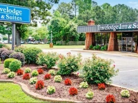 Travelodge Inn & Suites Williamsburg 