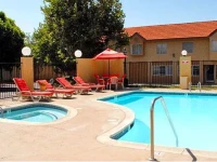 GuestHouse Inn & Suites Upland 