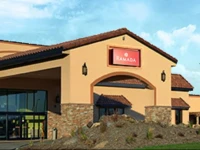 Ramada Tropics Resort / Conference Center Des Moines 
