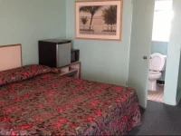 New Sea Breeze Motel 