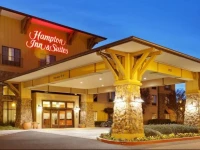 Hampton Inn & Suites Windsor-Sonoma Wine Country 