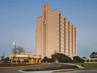 DoubleTree by Hilton Virginia Beach 
