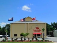 Econo Lodge Inn & Suites I-64 & US 13 