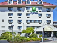 Holiday Inn Express Boston-Waltham 