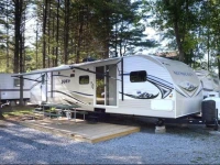 Lake George Escape 40 ft. Premium Travel Trailer 41 