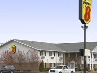 Super 8 - Washington 