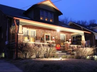 DeBourge Guesthouse 