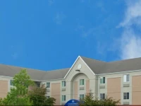 Candlewood Suites Chicago-Waukegan 