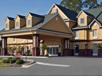 Best Western Plus Bradbury Inn and Suites 