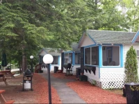 Weirs Beach Motel & Cottages 