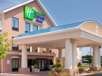 Holiday Inn Express Hotel & Suites Westfield 