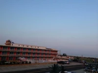 Gold Crest Motel 