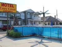 Cozy Crest Motel 