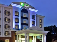 Holiday Inn Express Hotel & Suites - Wilson - Downtown 