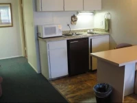 Sun Country Inn 