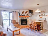 Yosemite West Condos & Properties 