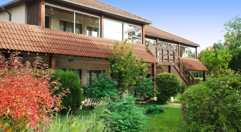 Inter-Hotel La Dousseine 