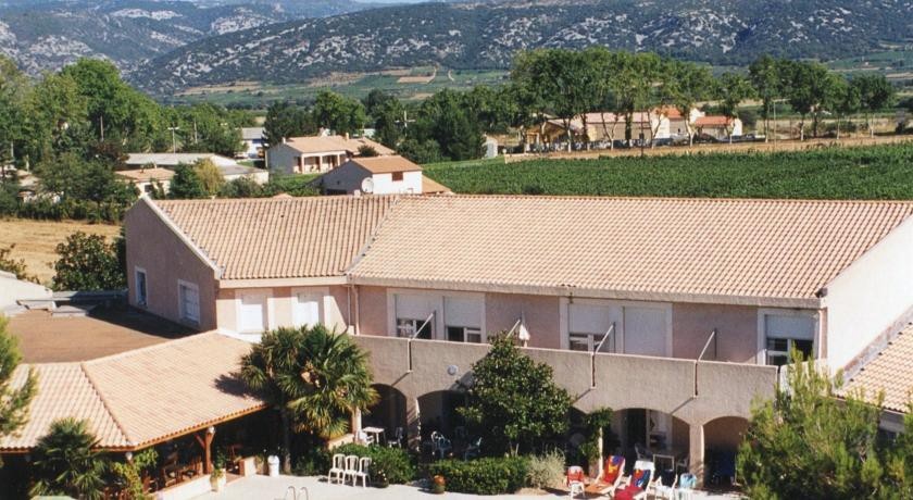 Hostellerie Saint BenoГ®t 