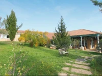 Logis Hostellerie Domaine De La Reynaude 