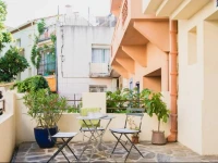 Rue Voltaire Apartment 