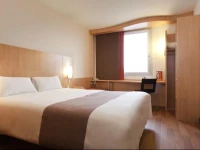 ibis Beauvais AГ©roport 