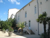 Hostellerie du ChГўteau de Charron 