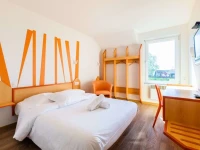 East Hotel 67 