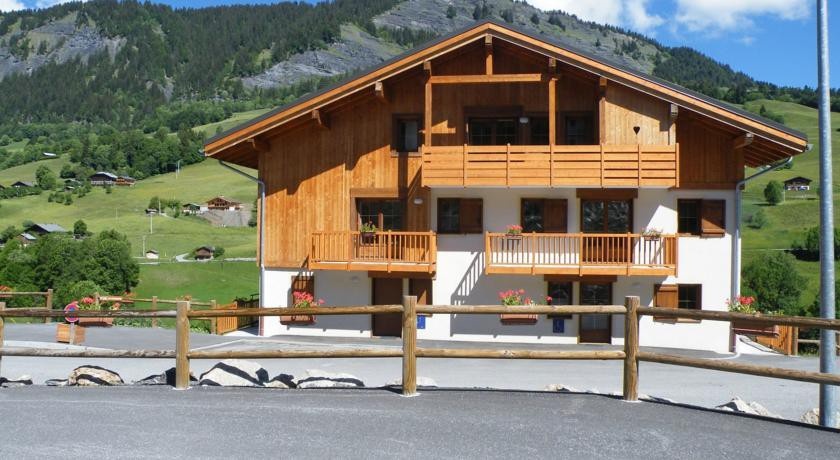 Holiday home Les Chalets Des Evettes 2 