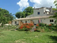 Les Г‚nes de Forcalquier 