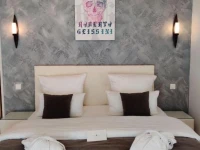 Maison Prestige Roberto Geissini 