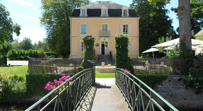Auberge CГґtГ© RiviГЁre 