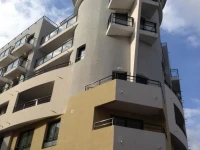 Unique a Cannes 