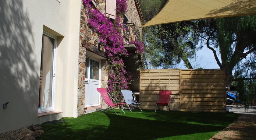 Guest House LEau Blanche 